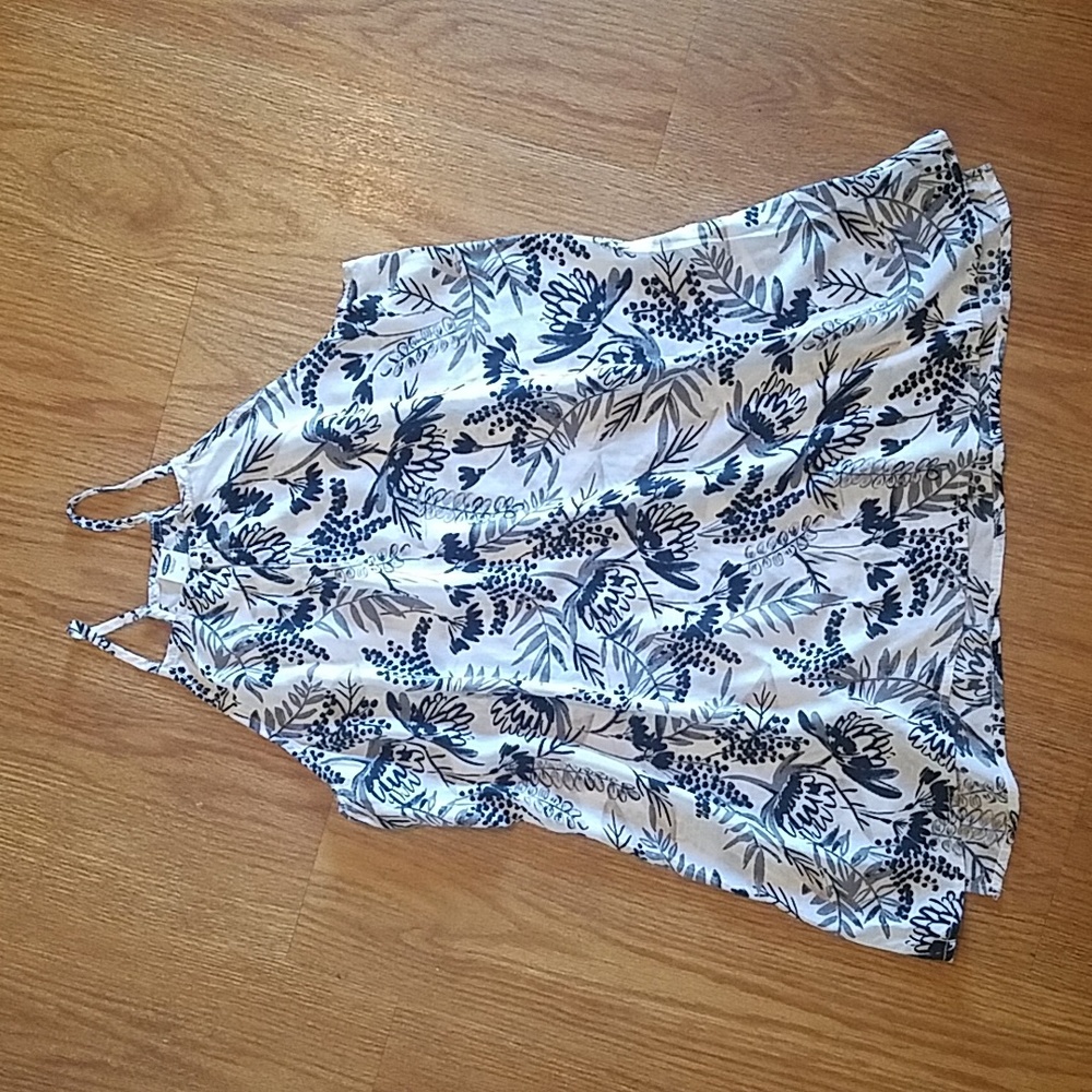 Old Navy floral print tank